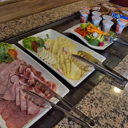 Aparthotel Olympland Трутнов Екстер'єр фото